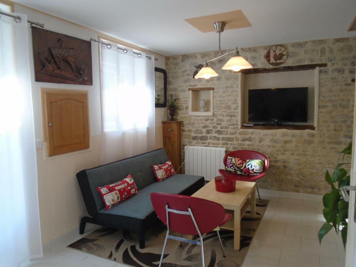La Colombe Villa Formigny ภายนอก รูปภาพ